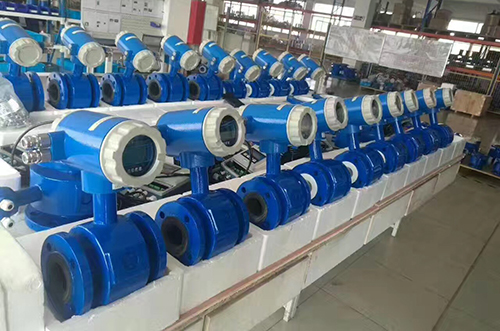 小口徑電磁流量計產品圖